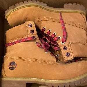 Timberlands size 8.5 mens